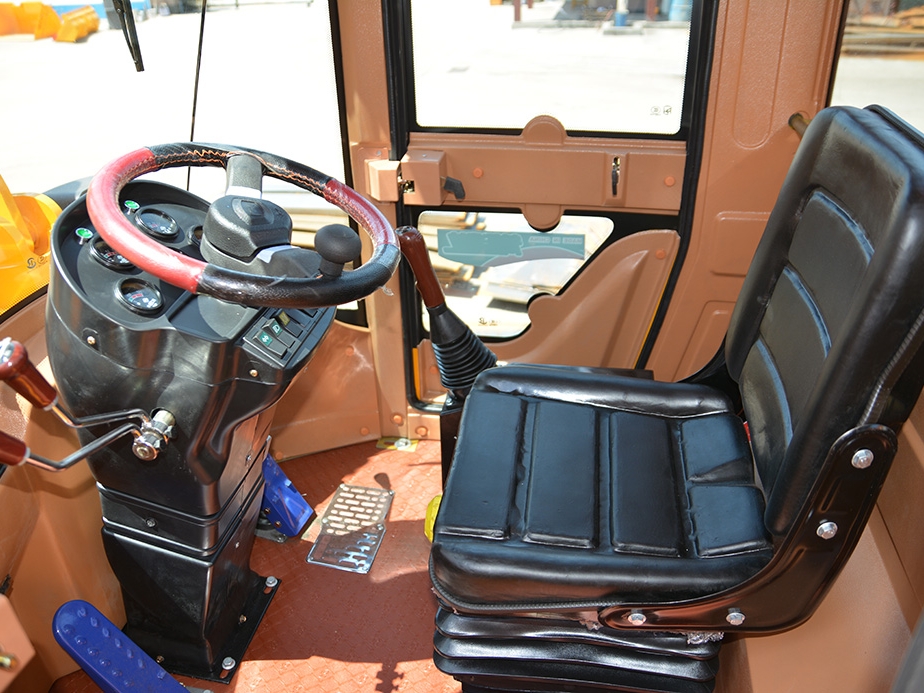 ZL946全液壓裝載機